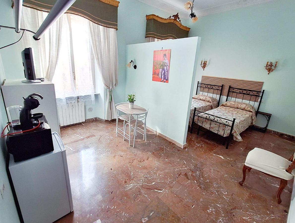 Pensiero Romano Extérieur photo